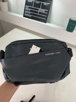 Sac de Poitrine Fashion Bag pour hommes avec bandoulière LX066 – حقيبة أغراض رجالية 6