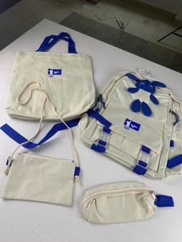 Ensemble de sacs d’école Kawai pour adolescents 4Pcs Lapin X Blanc – محفظة 4 قطع كاواي أبيض  4