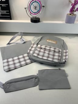 Ensemble de sacs d’école Kawai pour adolescents 4Pcs CLBD V4 Gris – محفظة 4 قطع كاواي رمادي 5