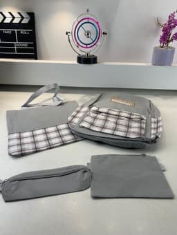 Ensemble de sacs d’école Kawai pour adolescents 4Pcs CLBD V4 Gris – محفظة 4 قطع كاواي رمادي 4