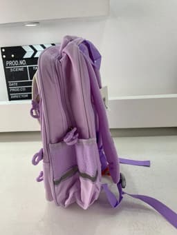Sac à Dos Enfant Ludique avec Plusieurs Compartiment et un Peluche LM-5122 Mauve – حقيبة ظهر للأطفال بنفسجي 3