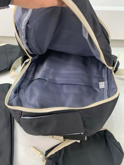 Ensemble de sac à dos kawaii 4Pcs avec porte manger isotherme noir – طقم محفظة مع حقيبة حفظ الطعام 6