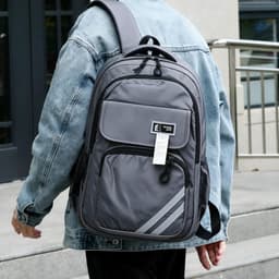 Sac à Dos Sport et Scolaire Multi-Poches Tissu Oxford Résistant et Imperméable Gris SACKDS27GR - حقيبة ظهر رياضية ومدرسية متعددة الجيوب مع عواكس ضوئية 2