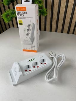 Multiprise 3 SOCKET 2500W avec USB, Type-C et chargement sans fil – مقبس طاقة وشاحن لاسلكي 5