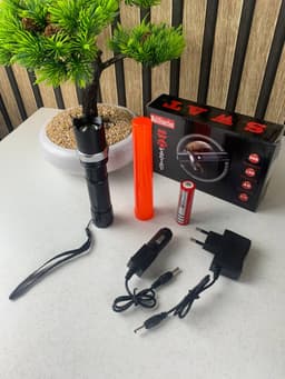 Lampe Torche LED SWAT Multifonction Zoom Réglable et 3 Modes d’Éclairage – مصباح يدوي قابل للشحن 5